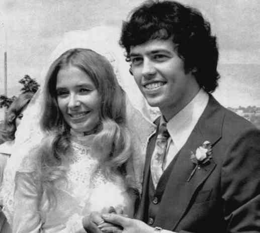 Alan Osmond and Suzanne Pinegar on their wedding day.